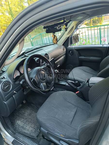 Jeep Liberty 2.8crd