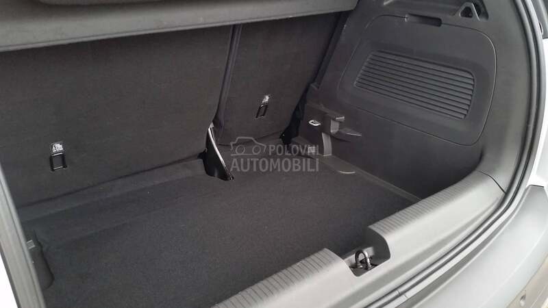 Opel Crossland X  1.2 ENYOJ / 112.000k