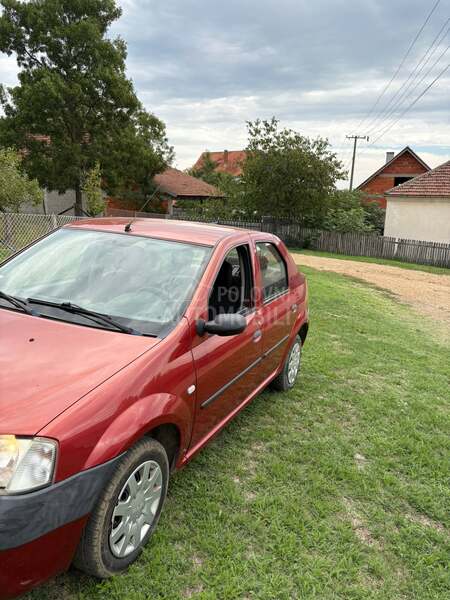 Dacia Logan 