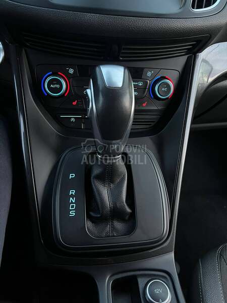Ford C-Max Titanium