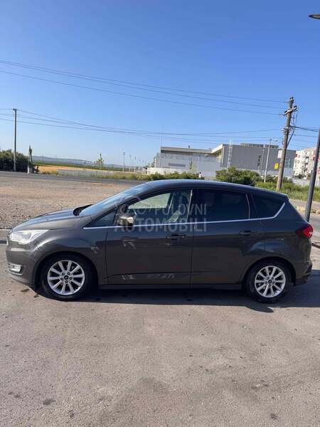 Ford C-Max Titanium