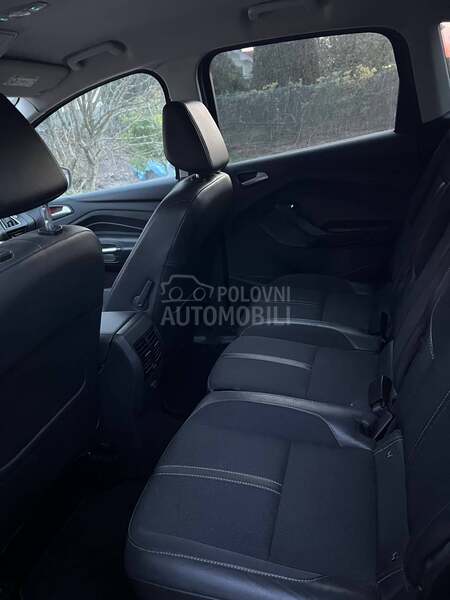 Ford C-Max Titanium