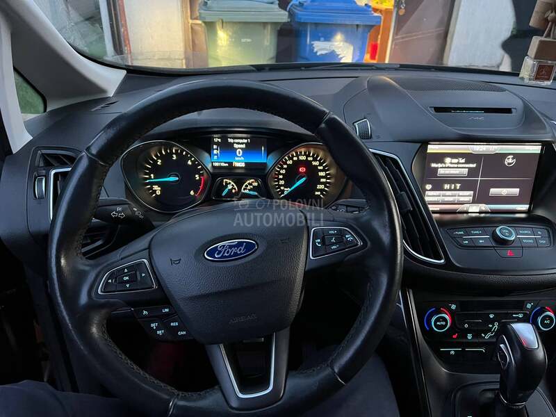 Ford C-Max Titanium