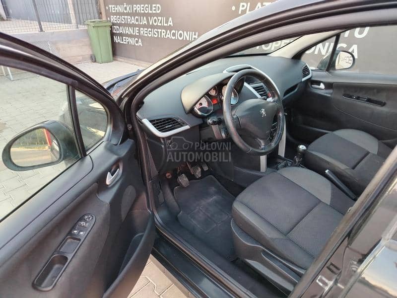 Peugeot 207 1.4