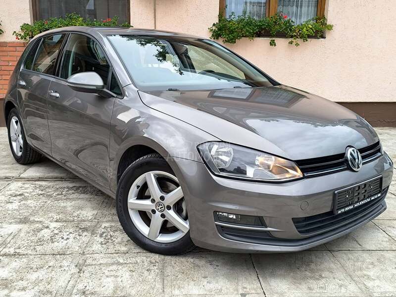 Volkswagen Golf 7 1.6 TDI BLUEMOTION