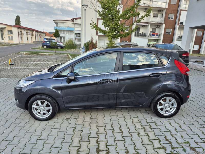 Ford Fiesta 1.4b ŠVAJCARSKA