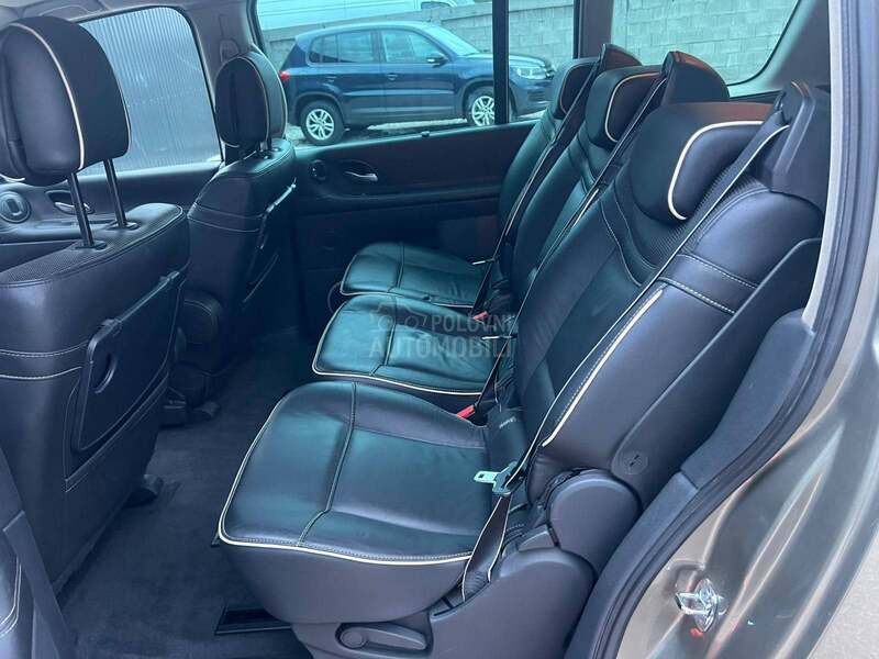 Renault Grand Espace 2.0 DCI INICIALE