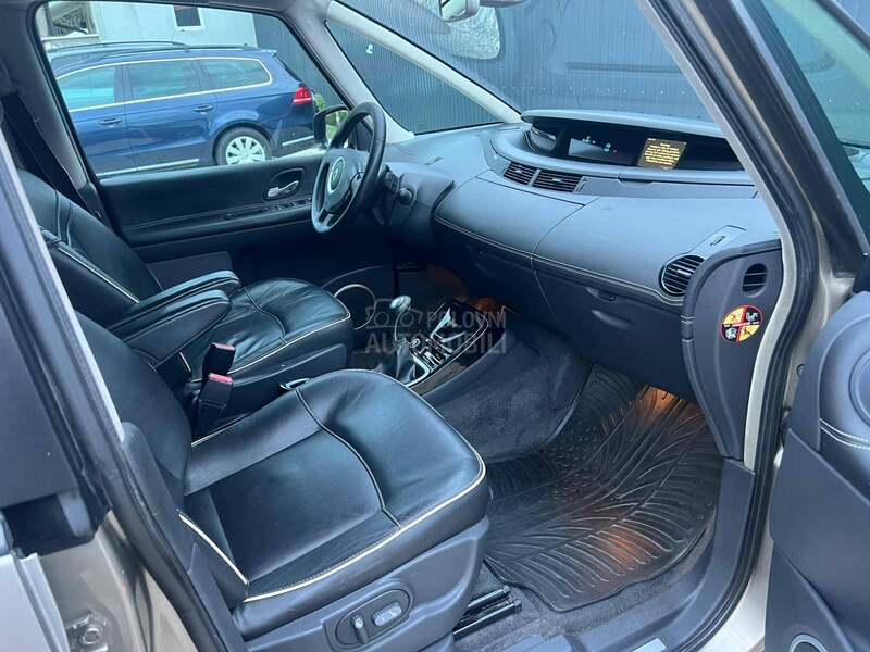 Renault Grand Espace 2.0 DCI INICIALE