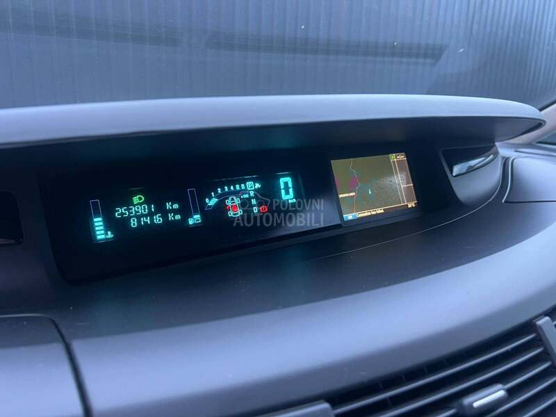 Renault Grand Espace 2.0 DCI INICIALE