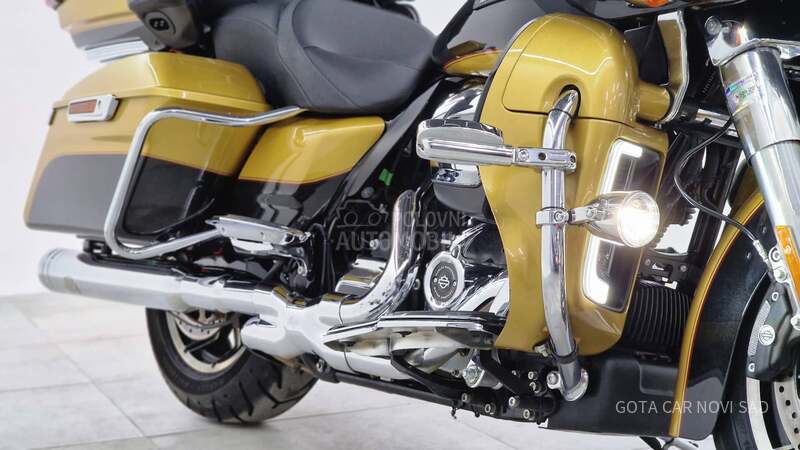 Harley Davidson ROAD GLIDE ULTRA