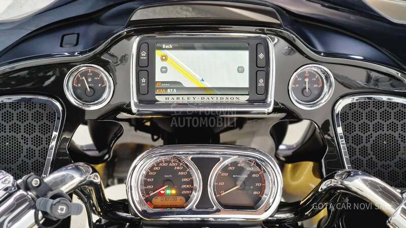 Harley Davidson ROAD GLIDE ULTRA