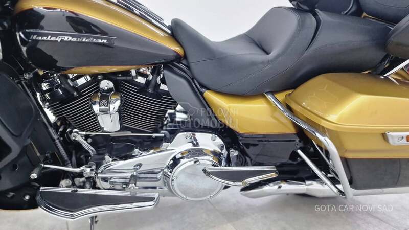Harley Davidson ROAD GLIDE ULTRA