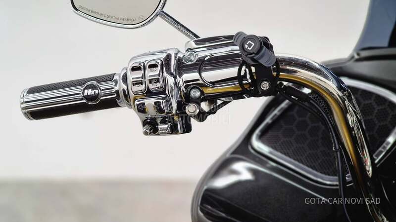 Harley Davidson ROAD GLIDE ULTRA