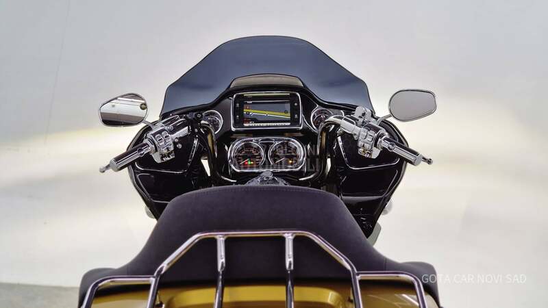 Harley Davidson ROAD GLIDE ULTRA