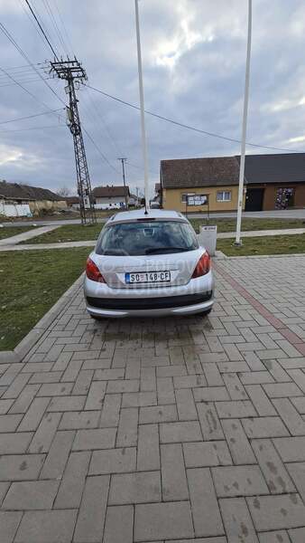 Peugeot 207 1.4 hdi