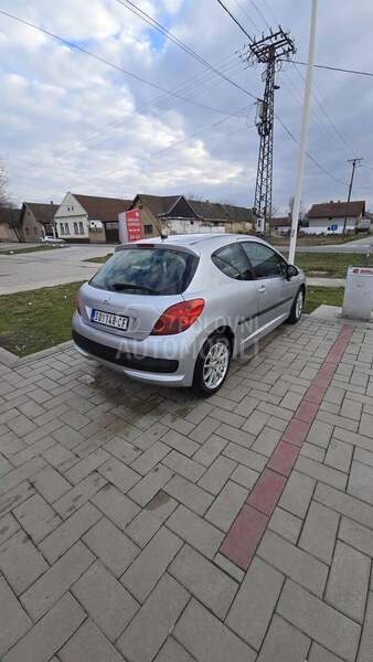 Peugeot 207 1.4 hdi