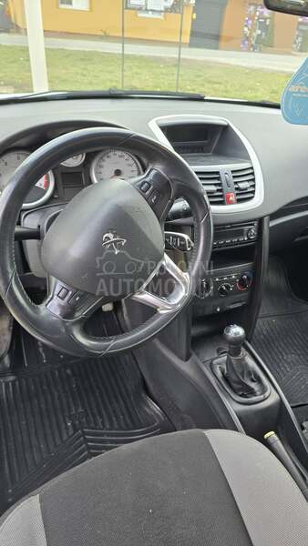 Peugeot 207 1.4 hdi