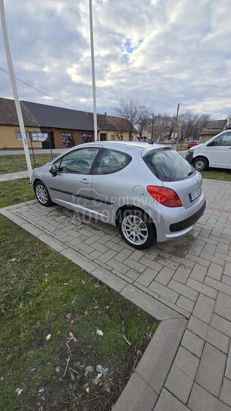 Peugeot 207 1.4 hdi