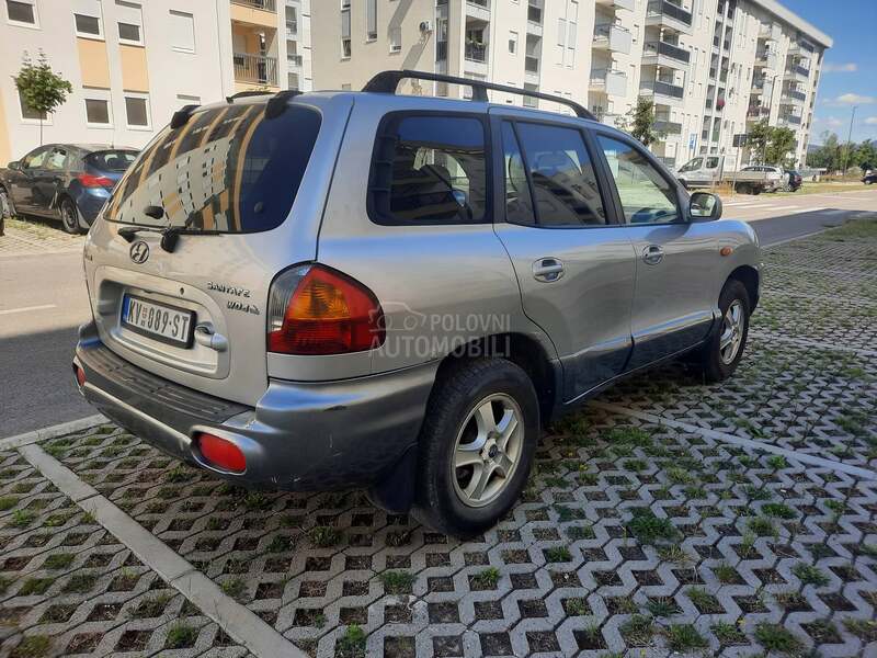 Hyundai Santa Fe 4x4 BAS DOBAR