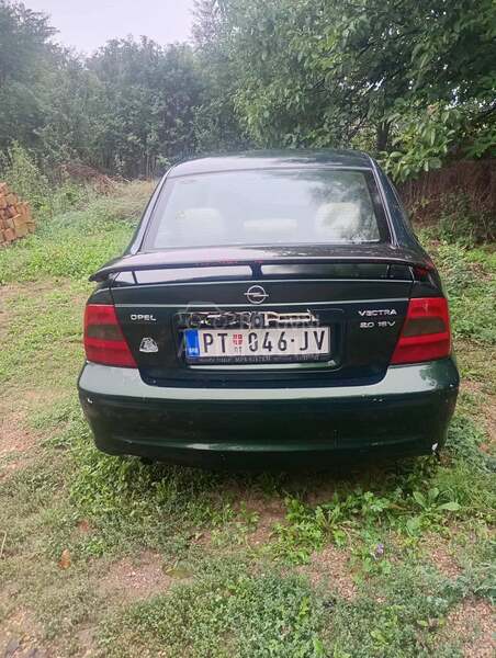 Opel Vectra B 2.0