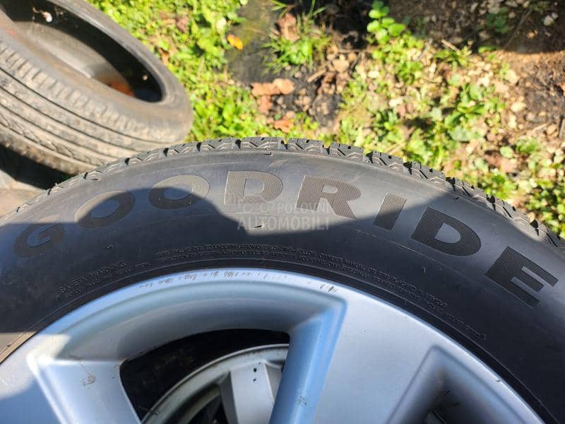 Goodride 215/60 R17 Sve sezone