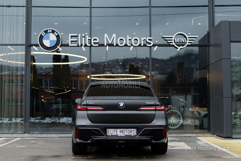 BMW 750 e