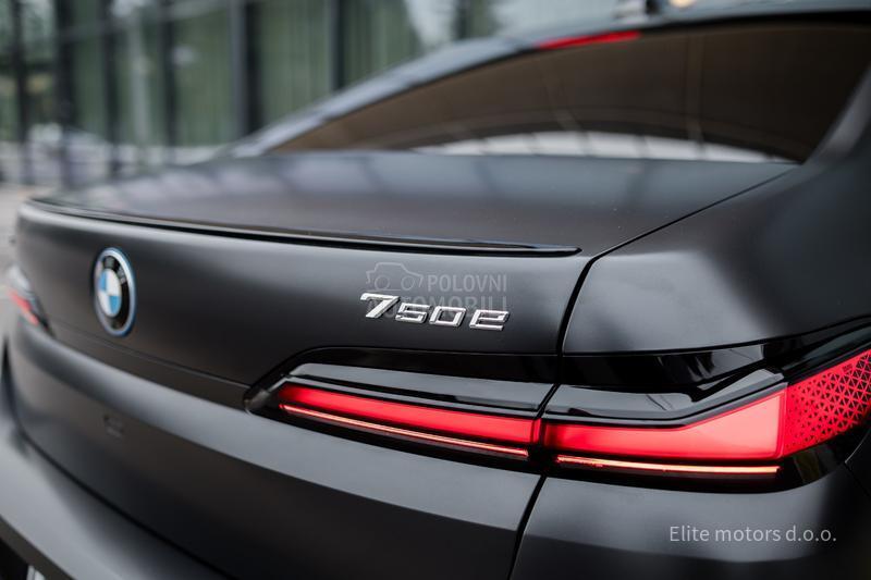 BMW 750 e