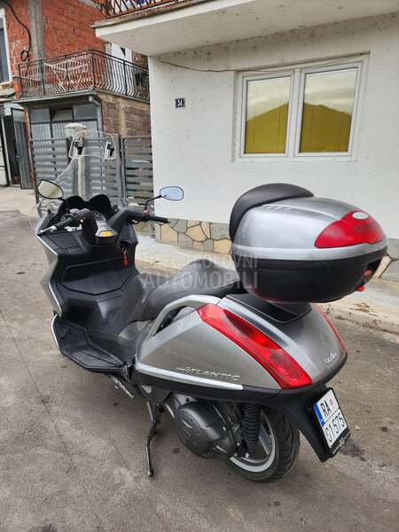 Aprilia Atlantic