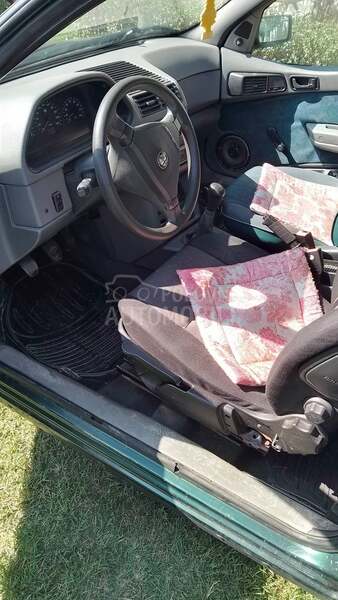 Alfa Romeo 145 