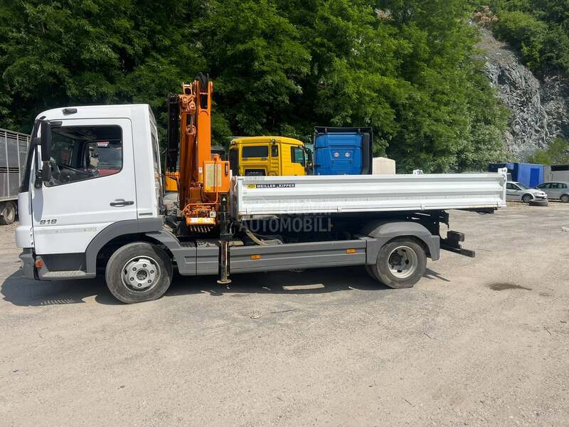 Mercedes Benz 818 kiper kran