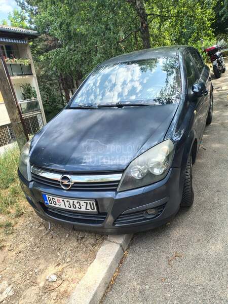 Opel Astra H ASTRA COSMO Z17 DTH