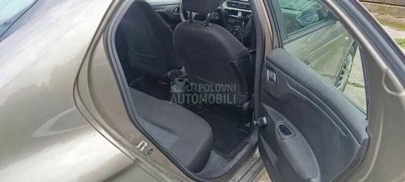 Citroen C-ELYSEE 1.2 VTI 82 SEDUCTION