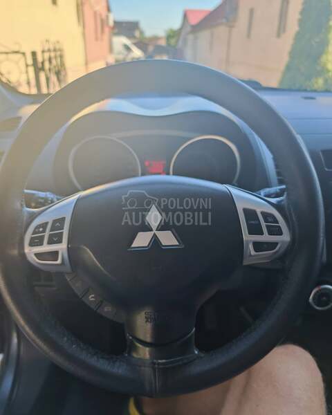 Mitsubishi Outlander Michubishi Outlender