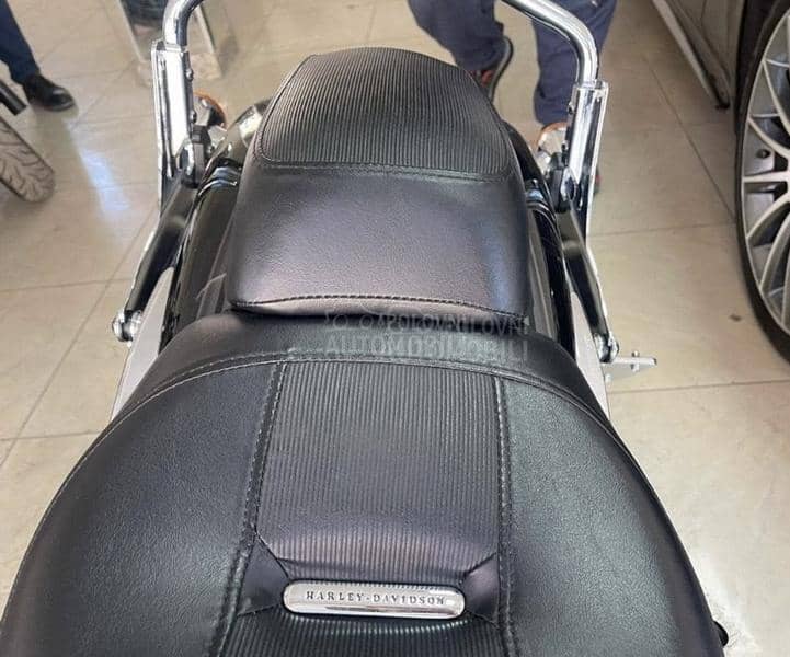 Harley Davidson BREAKOUT