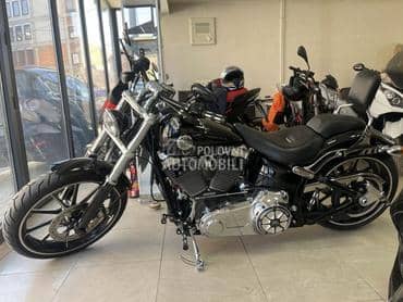 Harley Davidson BREAKOUT