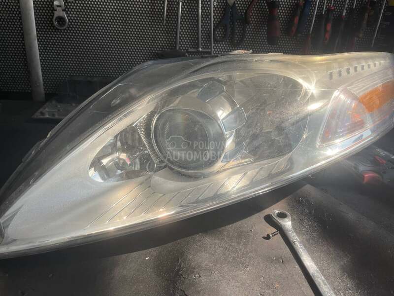 Farovi Mondeo mk4 TITANIUM
