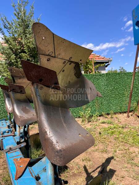 Lemken Opal 110.  3 BRAZDE