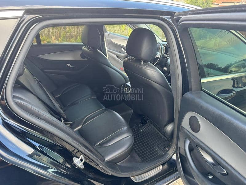 Mercedes Benz E 200 
