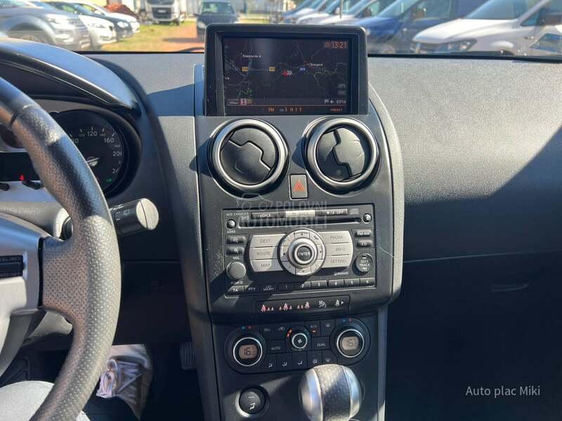 Nissan Qashqai 2.0 Pan Aut Xsenon