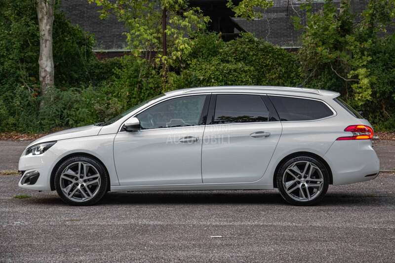 Peugeot 308 PERLA/LED/ALLURE