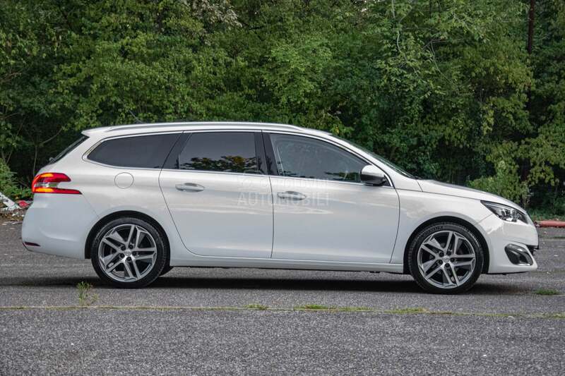 Peugeot 308 PERLA/LED/ALLURE