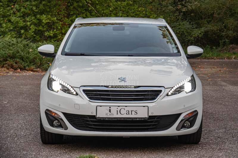 Peugeot 308 PERLA/LED/ALLURE