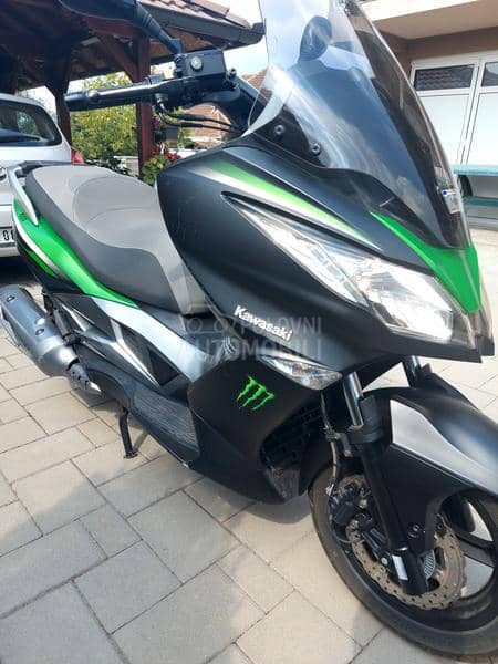 Kawasaki J 300