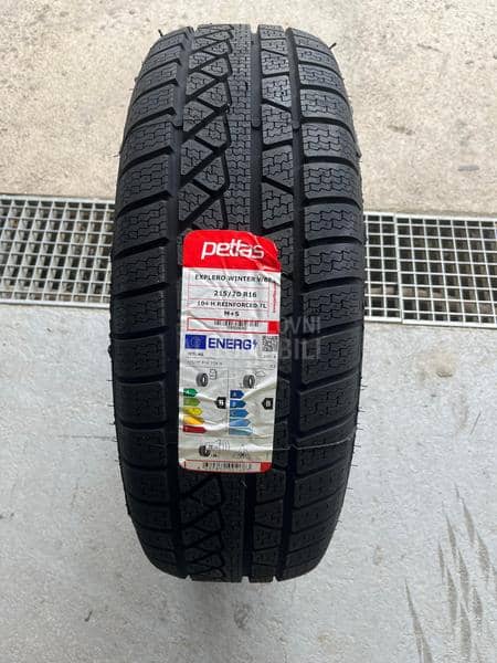 Petlas 215/70 R16 Zimska
