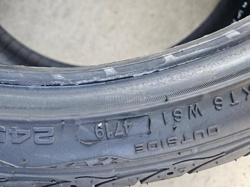 Syron 245/35 R18 Letnja