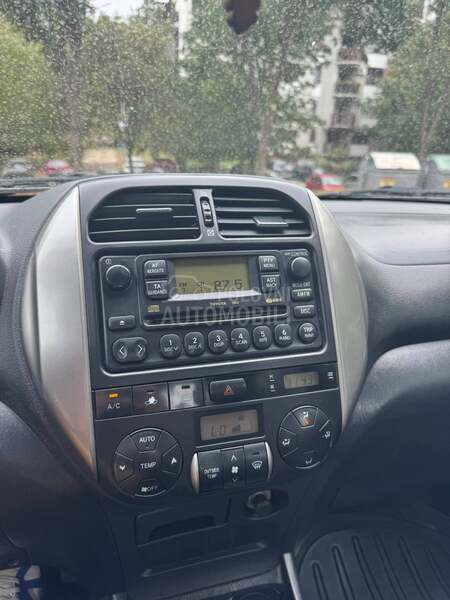 Toyota RAV 4 