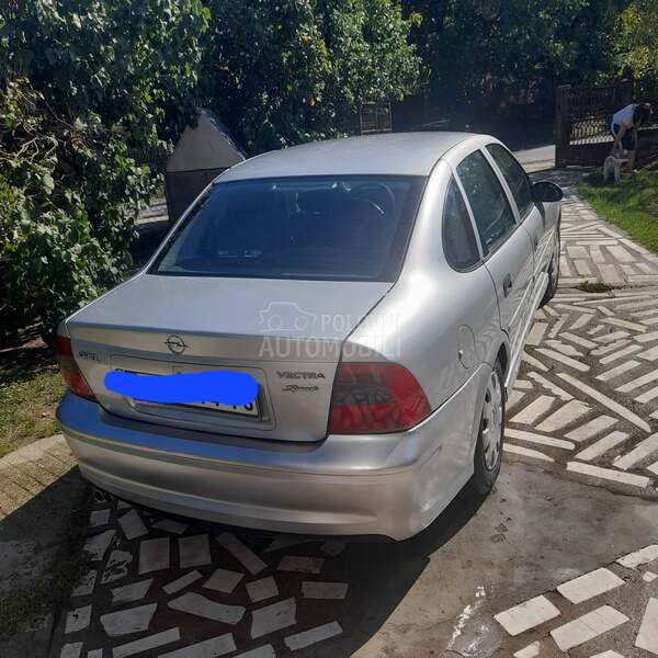 Opel Vectra B 1.8 16v