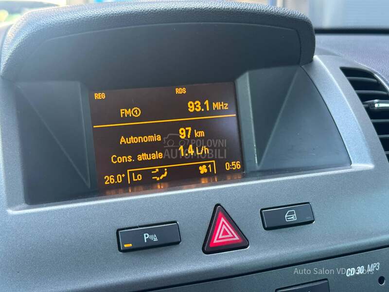 Opel Zafira 1.8 B COSMO 7 Sed
