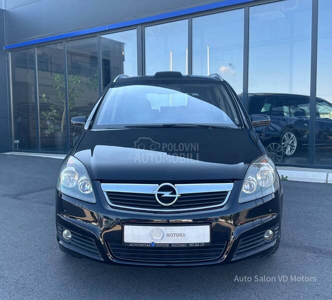 Opel Zafira 1.8 B COSMO 7 Sed