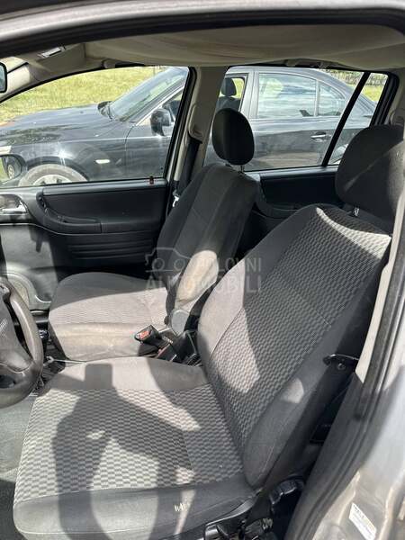 Opel Zafira 1.6